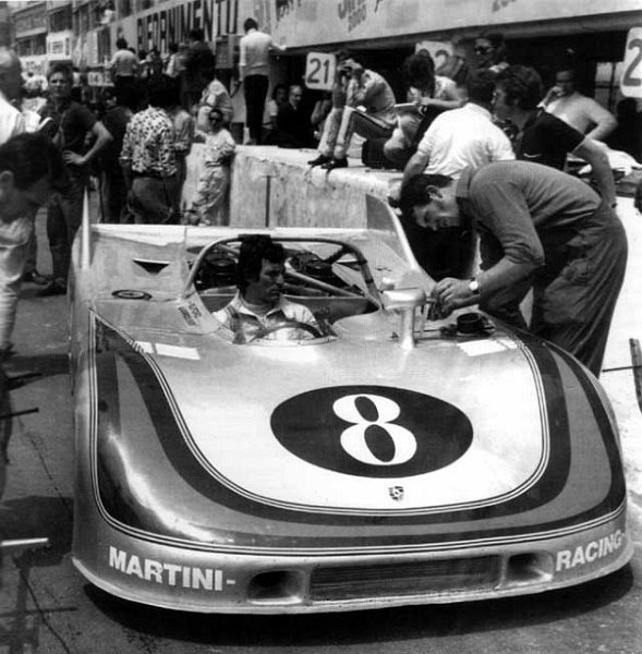 8 Porsche 908 MK03 V.Elford - G.Larrousse b - Box (11).jpg